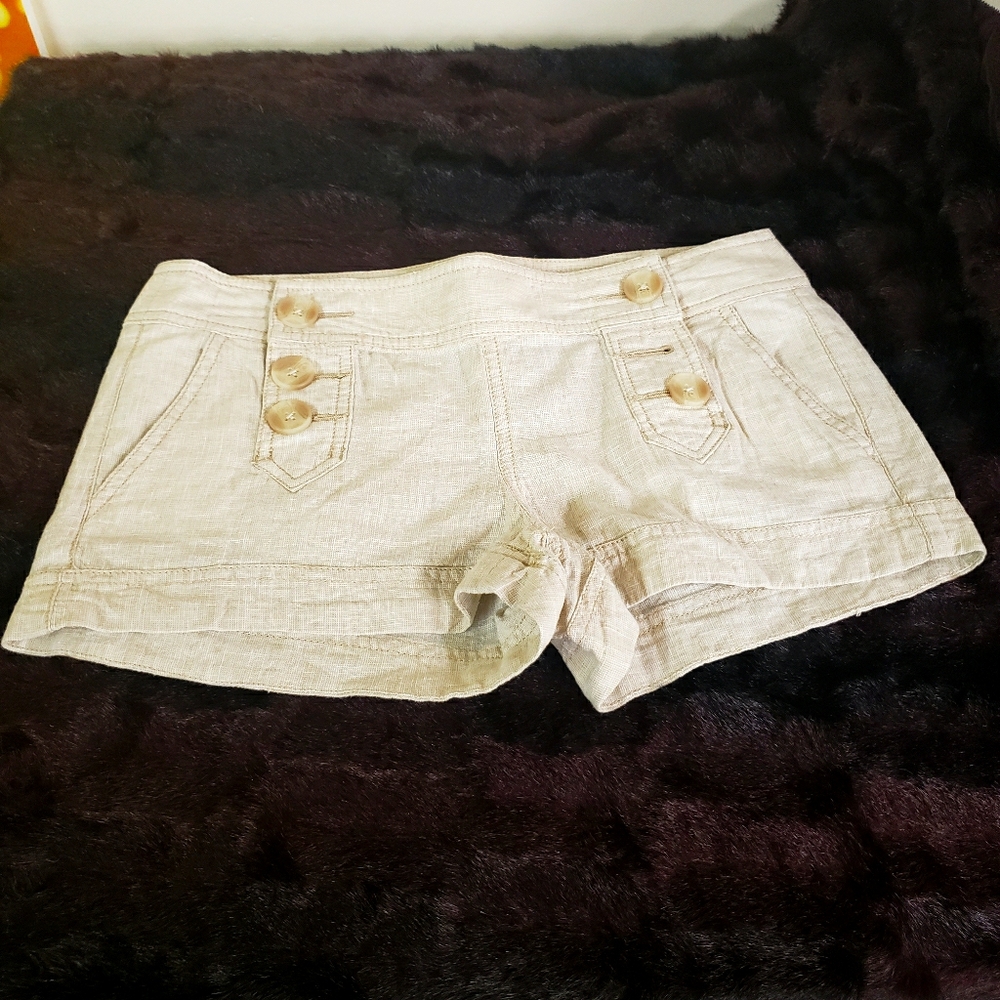 Used - Picture 2 of 3